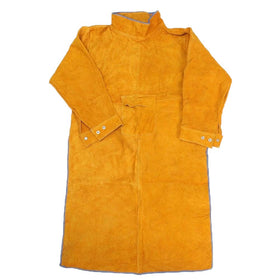 Jewboer leather welding apron side close-up highlights high collar protection against sparks.