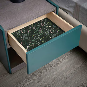 JiffDiff floral wallcovering delivers easy DIY room refresh