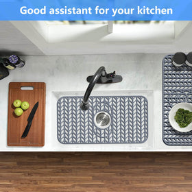 JIUBAR farm sink protector cleans easily with dishwasher or tap water.