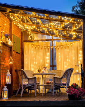 JIXXULVU copper-wire construction improves outdoor durability for long-lasting lighting.