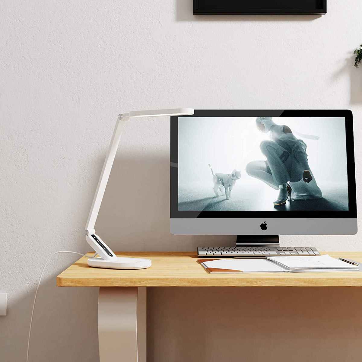 JKSWT Desk Lamp durable metal body for daily use