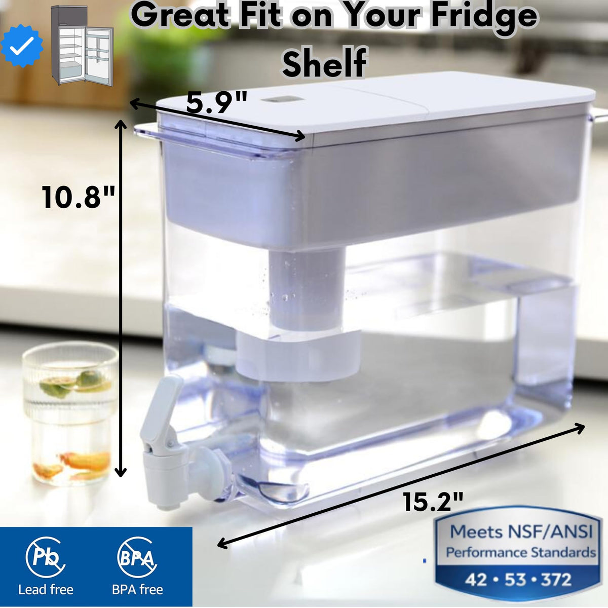 JOEY'Z pitcher handle shown for comfortable daily use during meals.