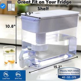 JOEY'Z pitcher handle shown for comfortable daily use during meals.