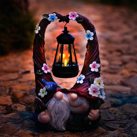 Joint Honglin couple gnomes solar lantern brightens outdoor evenings.
