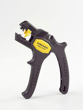 JOKARI Ergonomic Super 4 Plus grip with lockable handle for secure use.