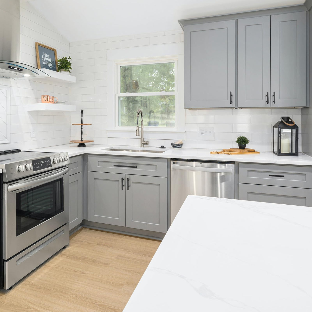 JOY DECOR kitchen cabinet hardware in matte black adds a modern look.