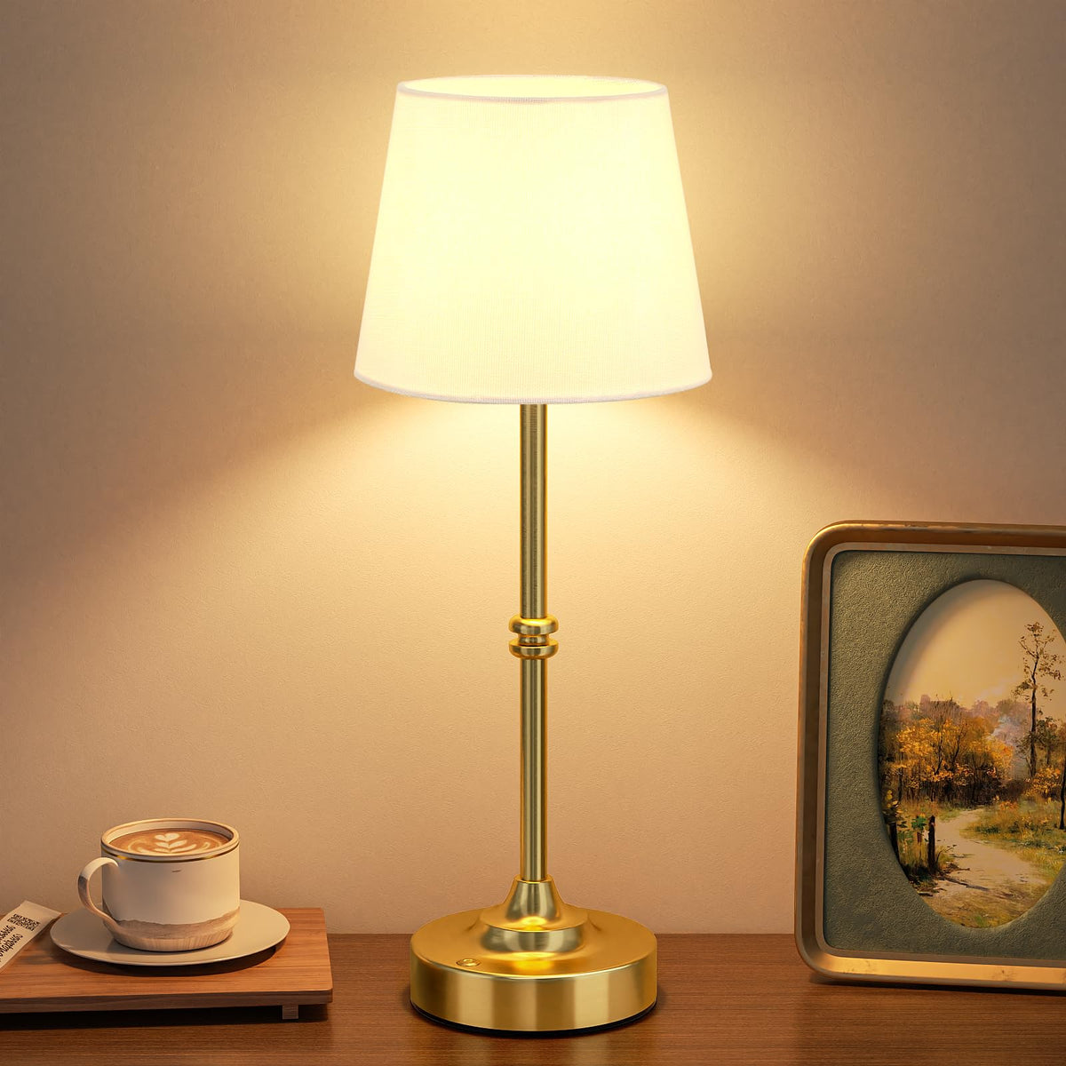 Kakanuo USB-C charging keeps the lamp ready between uses.