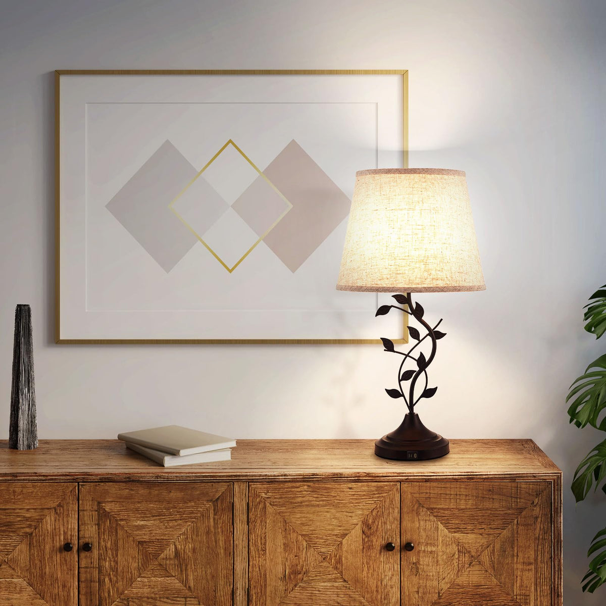 Kakanuo 24.4-inch lamp height creates balanced table decor.