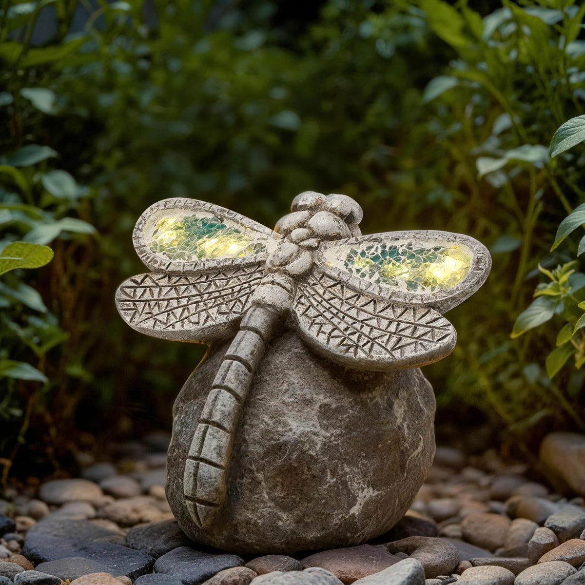 KARTOOSH solar dragonfly garden statue with a gentle night glow