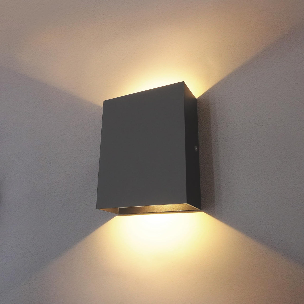KICAAO aluminum hardwired wall lamp in a rectangular black finish.
