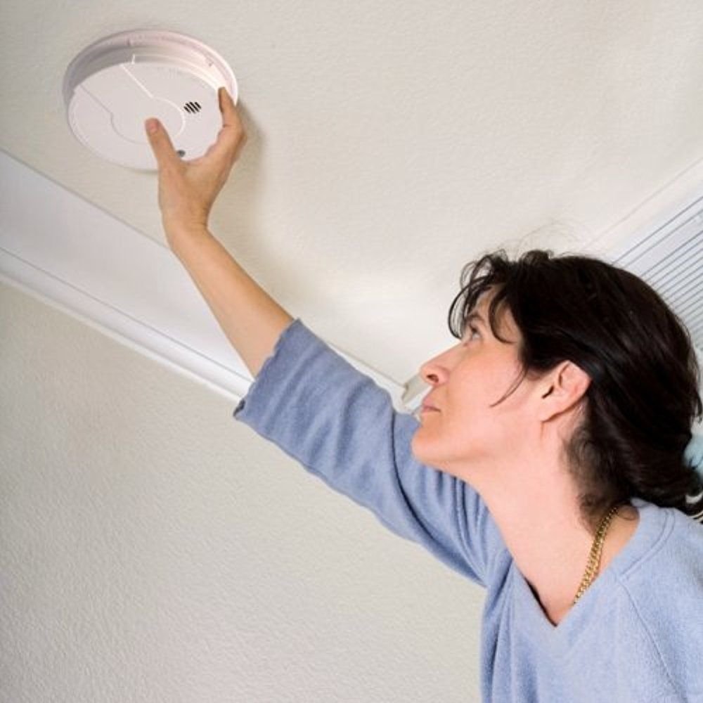 Kidde i12040 interconnect system links up to 24 devices for whole-home alerts.