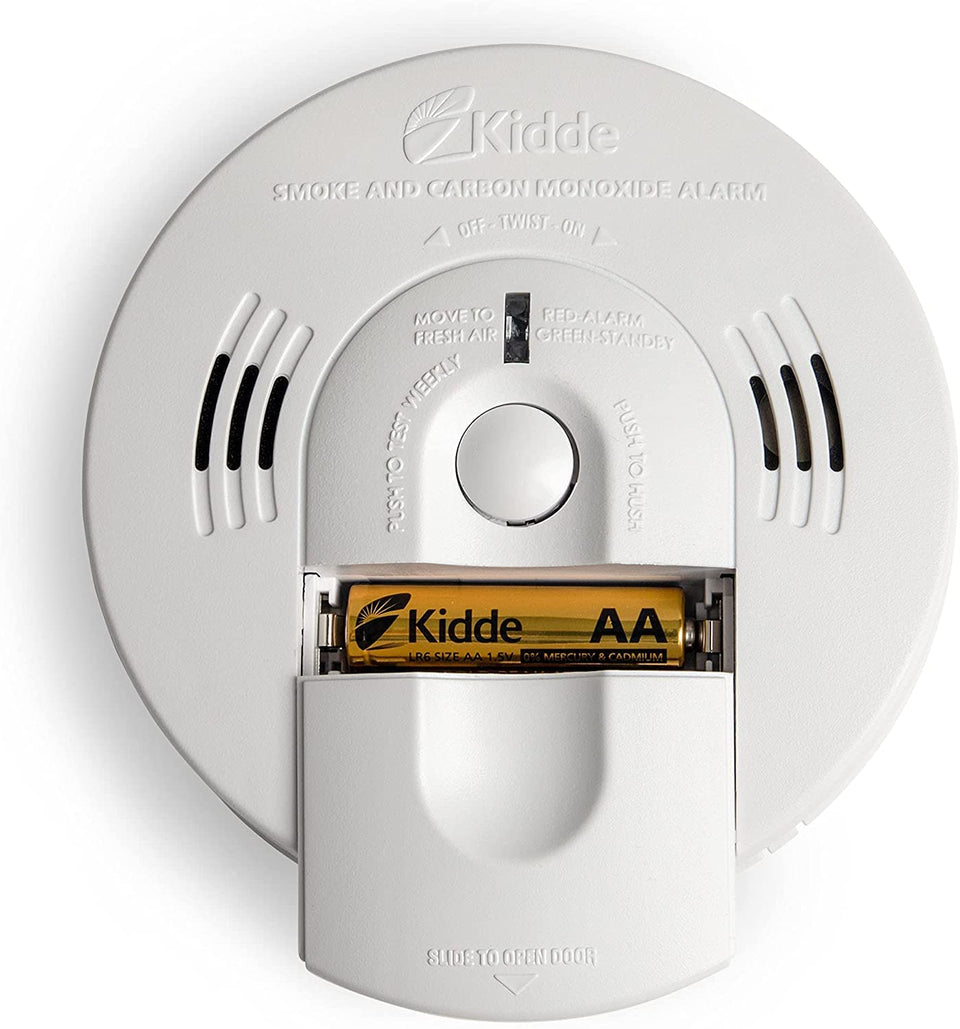 Kidde KN-COSM-IBA front view with LED indicators for quick status checks.