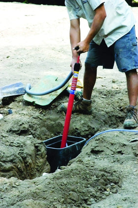 King Innovation Siphon King steel shaft adds strength during use