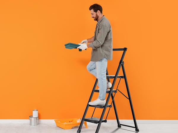 Kingrack ladder passes weight tests for secure household use