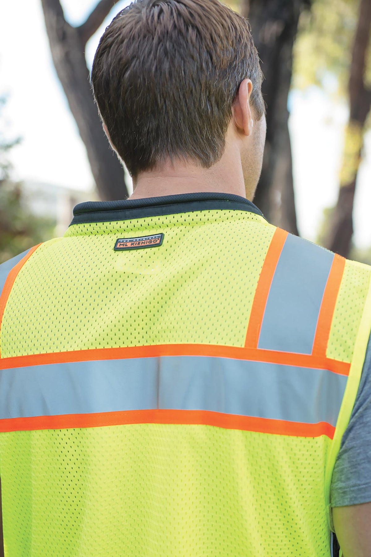 Kishigo S5002 mesh back detail for breathable comfort on hot days