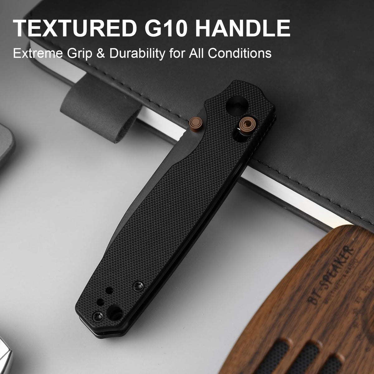 Kizer Pokiman CD ambidextrous thumb studs enable one-handed use