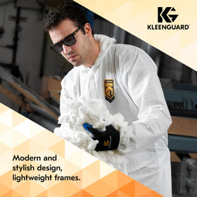 UV protection up to 99.9% for safer sun exposure with Maverick.