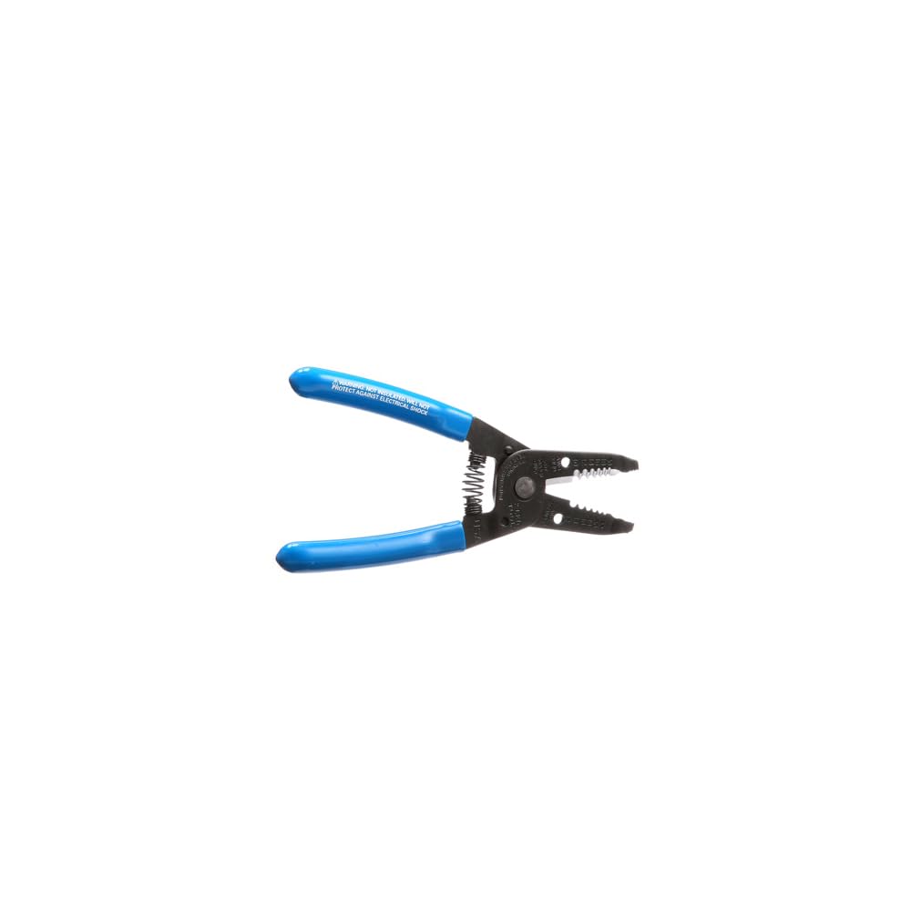 Klein Tools 1011 stripper jaws closed for clean, precise cuts