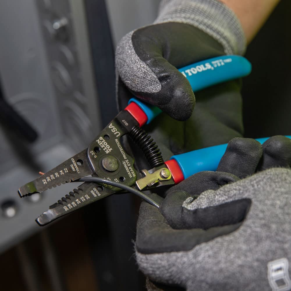 Klein Tools 11057 markings offer easy gauge reference at a glance