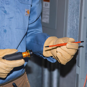 Slim-tip blades fit tight terminal blocks for precise work.