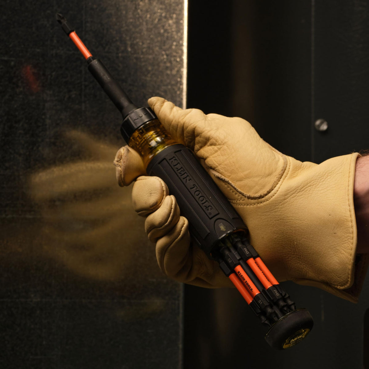 Klein Tools 32315HD cushion-grip handle providing torque control