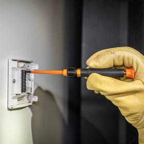 Klein Tools 32584INSR cushion-grip handle provides comfort and torque control.