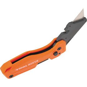 Klein Tools 44304 ergonomic handle provides comfortable use.
