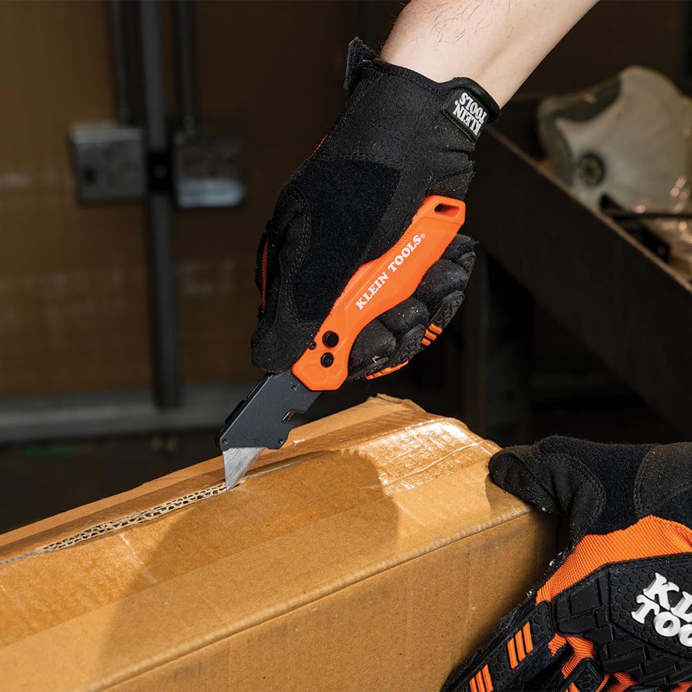 Klein Tools 44313 two-pack utility knife set for professionals