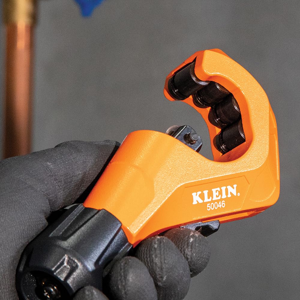 Compact Klein Tools 50046 design fits tight spaces