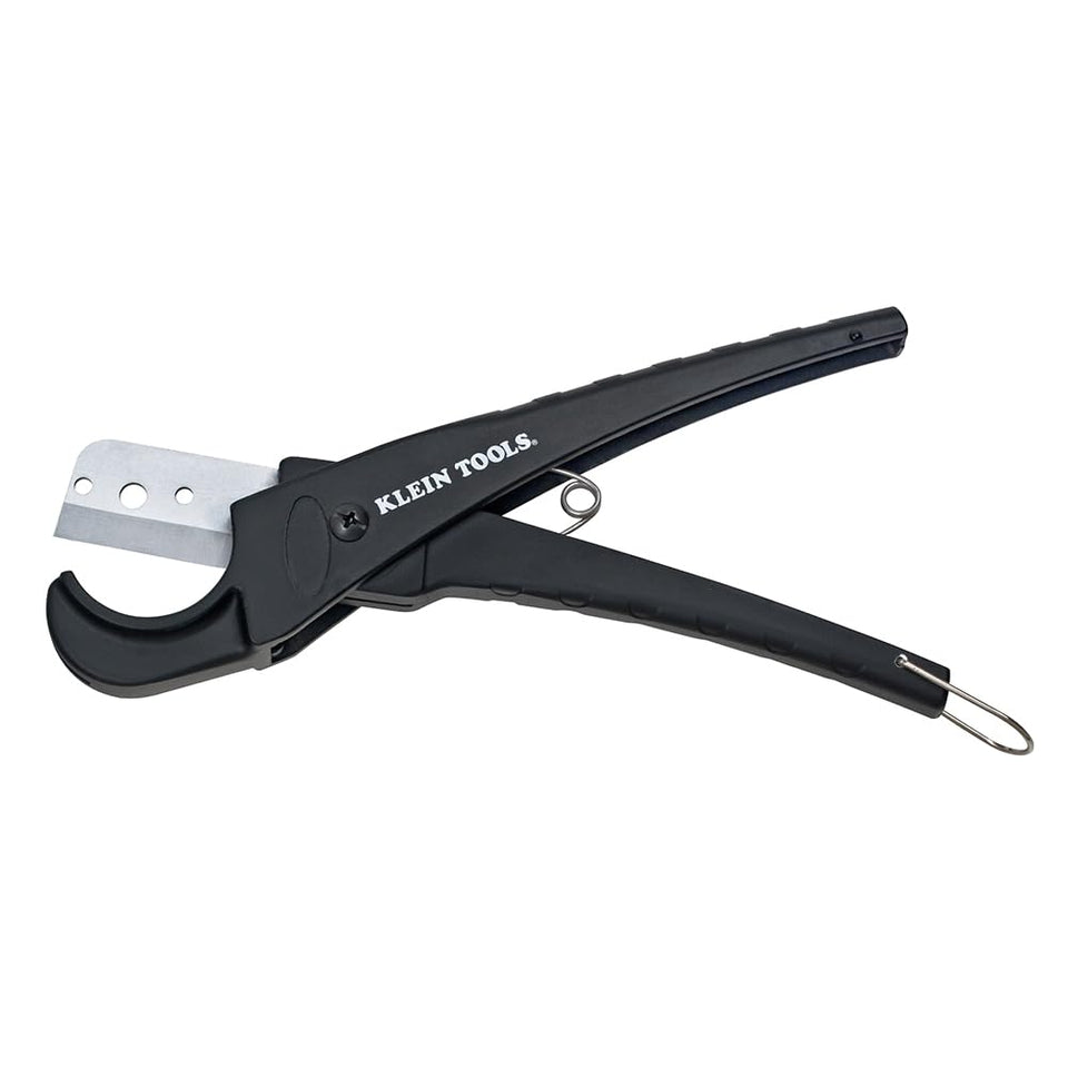 Klein Tools 50506SEN PVC cutter performing clean, burr-free cuts on PVC piping.