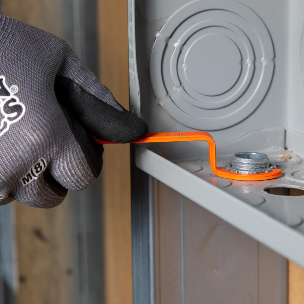 Klein Tools 50900R magnetic storage keeps wrenches organized