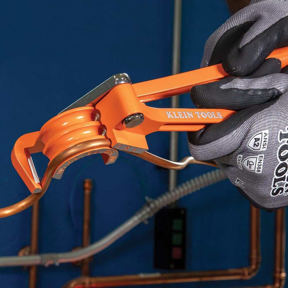 Klein Tools 51006 soft copper bending helps clean angles in copper runs.