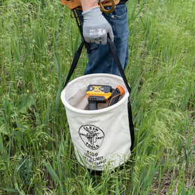 Klein Tools 5109 rope handle reinforced with leather for strong lifting.