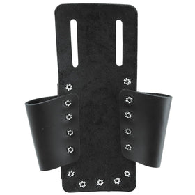 Klein Tools 5119 durable leather pouch supports busy job sites.