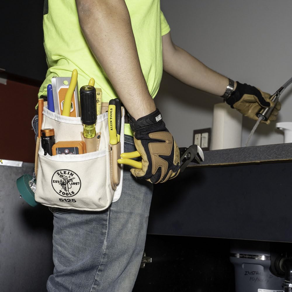 Klein Tools 5125 canvas construction resists wear in demanding job sites.