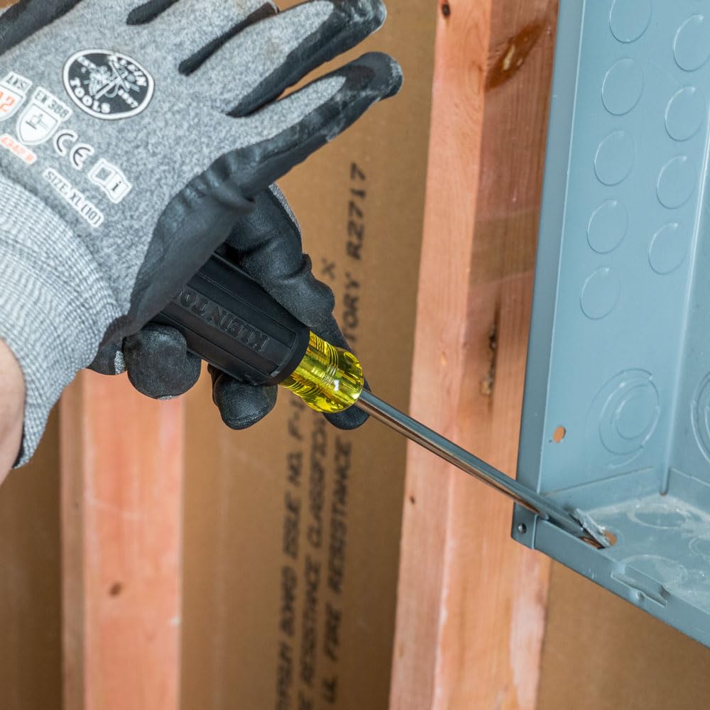 Klein Tools 602-7DD metal strike cap shields the handle from hammer blows.