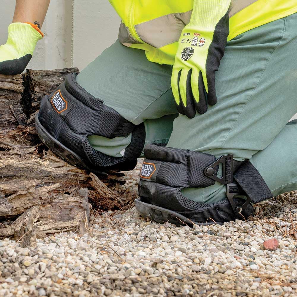 Klein Tools 60344 breathable mesh and neoprene lining keeps knees cool