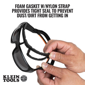 Klein Tools 60471 foam gasket and nylon strap create a comfortable seal during work.