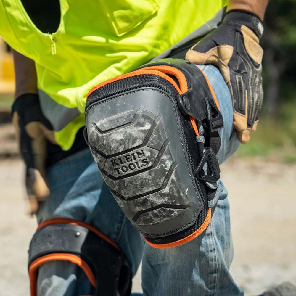 Klein Tools 60491 knee pad hook-and-loop strap for easy adjustability.