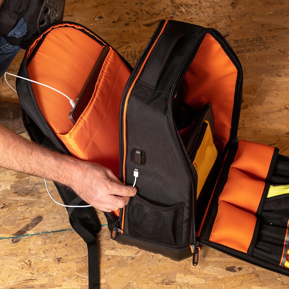 Roomy interior designed for laptops up to 17.3 inches with ample space.