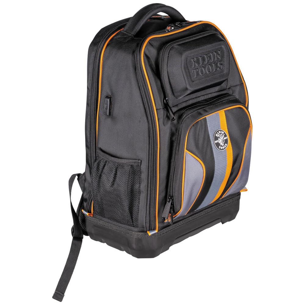 Klein Tools 62805BPTECH laptop compartment safeguards a 17.3-inch device on the move.