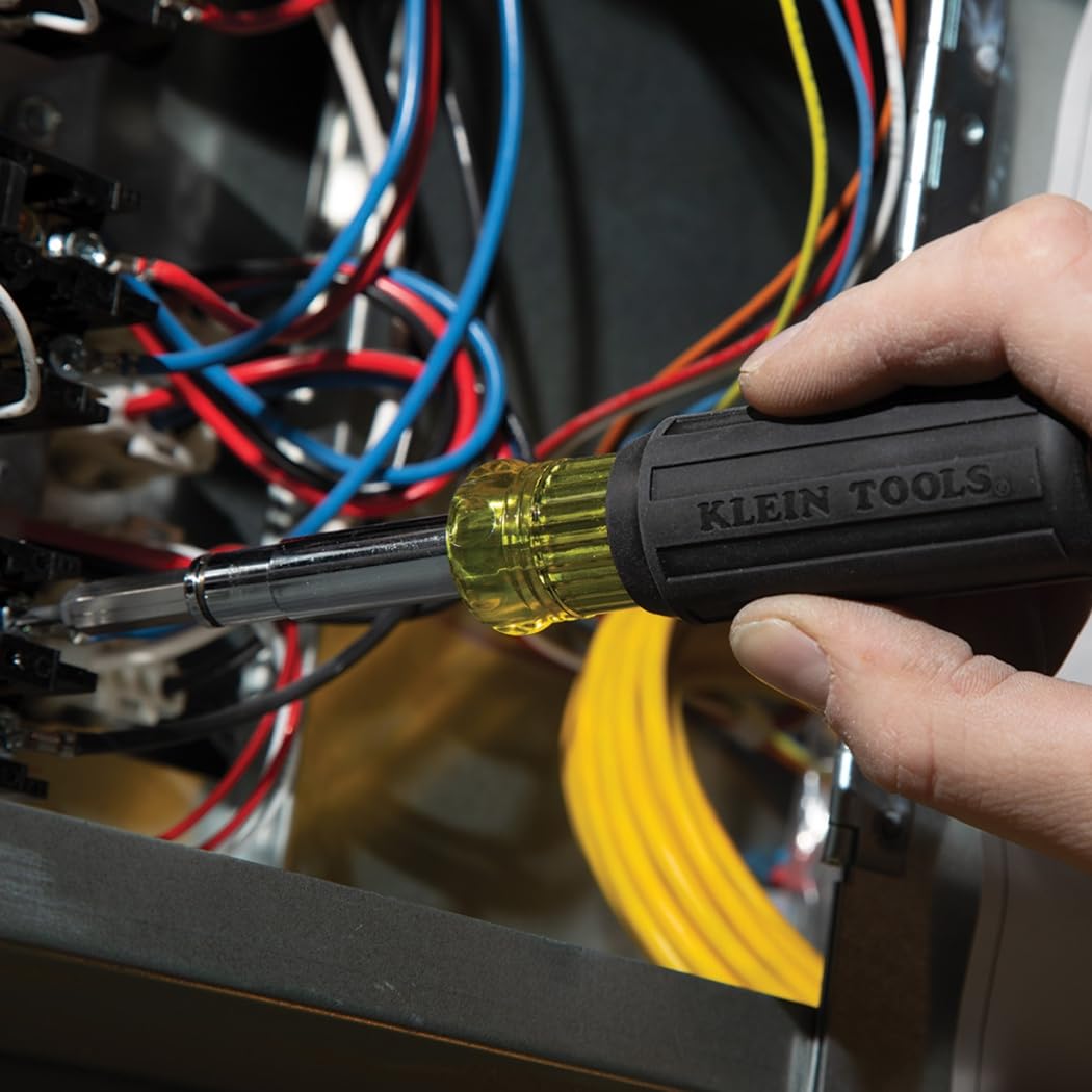 Klein Tools 80045 compact interchangeable shaft speeds bit changes.