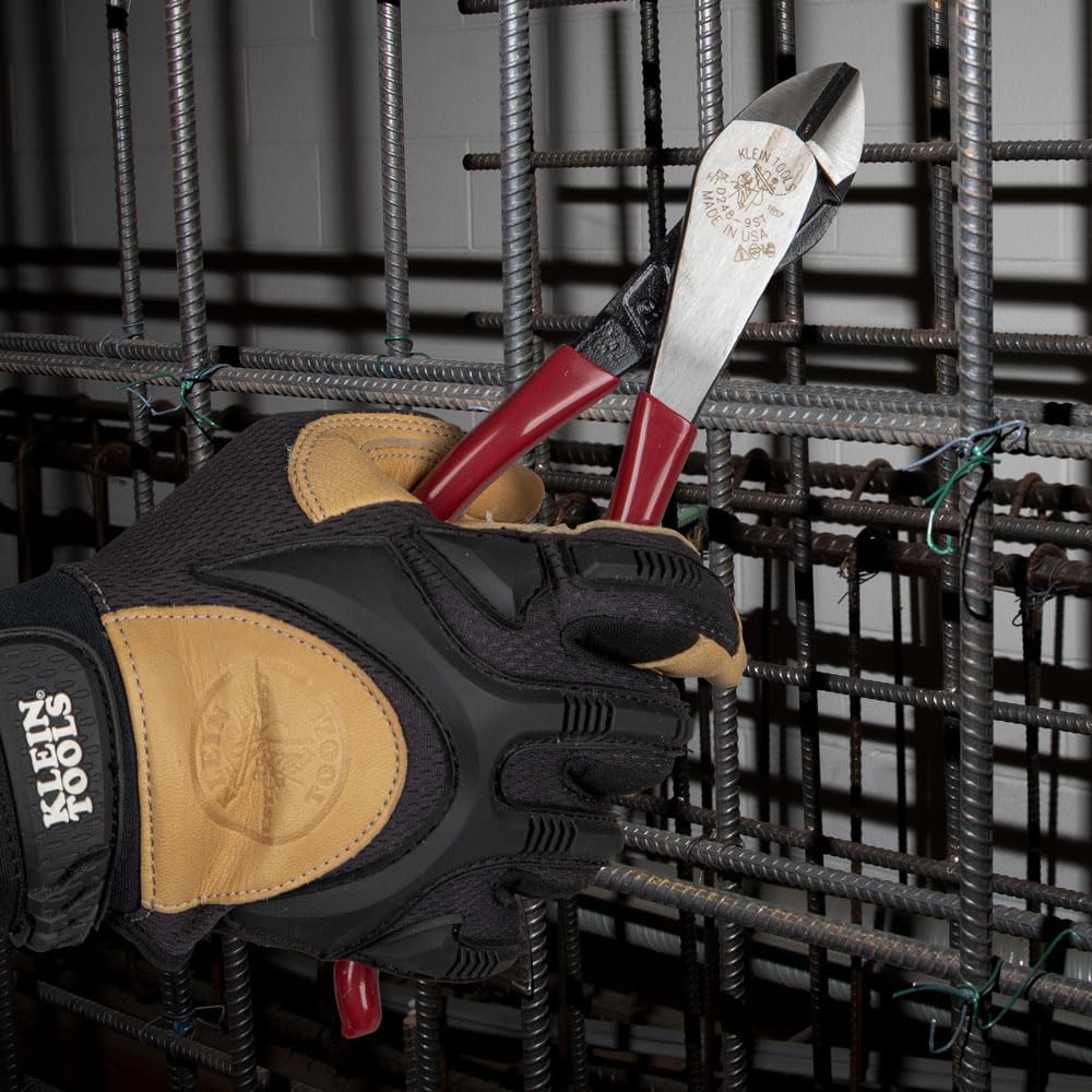 Klein Tools 80081 double-bottom stitching for added durability