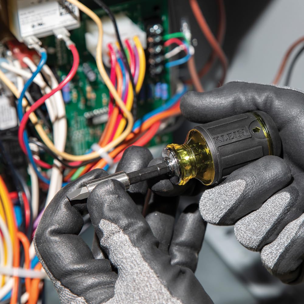 Klein Tools 85515HD 72-tooth gear head enables precise control.