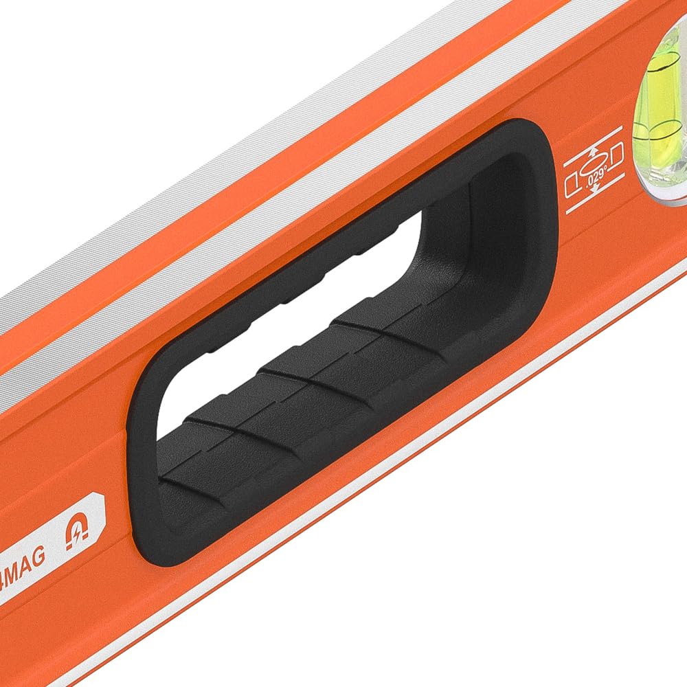 Klein Tools 93524MAG 0.029-degree level accuracy supports accurate readings