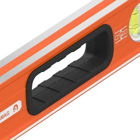 Klein Tools 93524MAG 0.029-degree level accuracy supports accurate readings