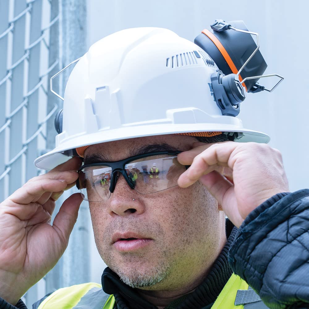 Klein Tools comfortable fit with spacious interior for extended use