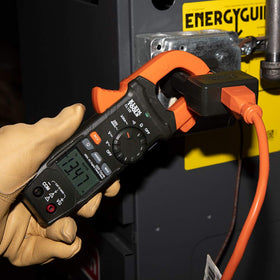 Klein Tools CL120 data hold and max features for efficient data capture