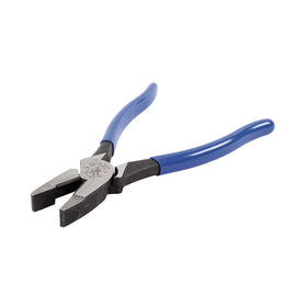 Hot-riveted joint on D2000-9NE ensures smooth action