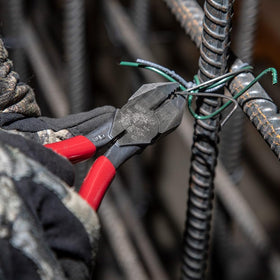 Klein Tools D201-7CSTA linesman pliers hook-bend handle offers extra leverage.